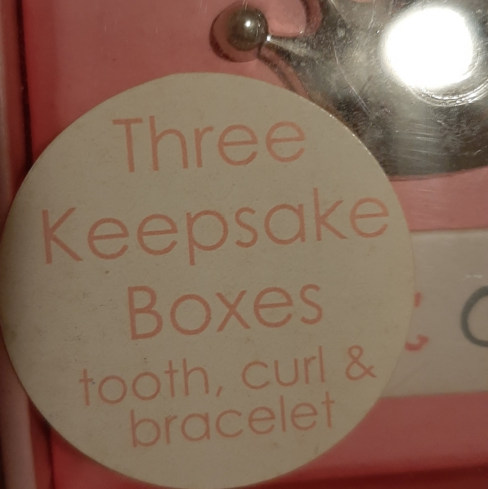 3 Keepsake boxes - Picture 2 of 4